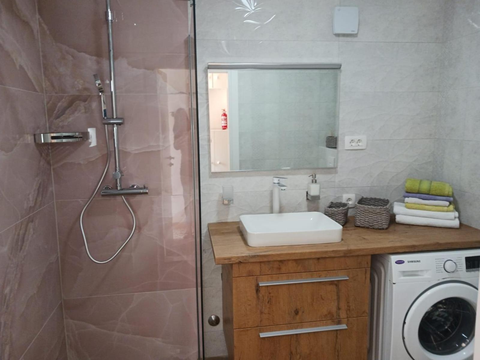 Apartment Ileana Трогир Экстерьер фото